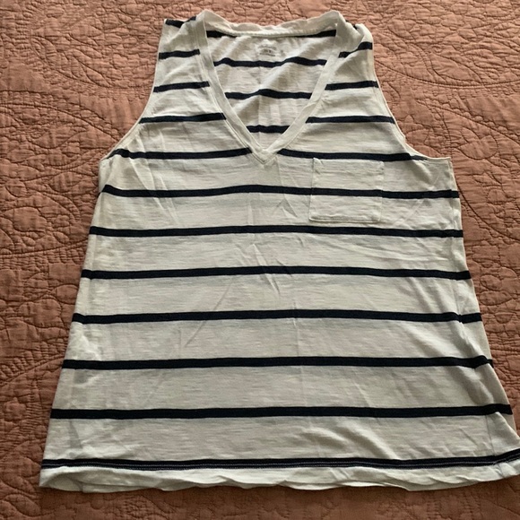 Striped tank - Picture 1 of 3